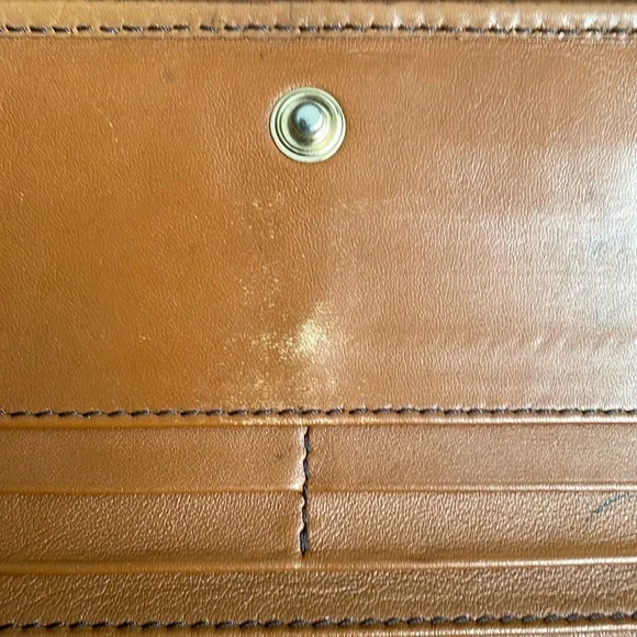 Burberry Tan and Black Wallet with Classic Check Design - Picture 13 of 15